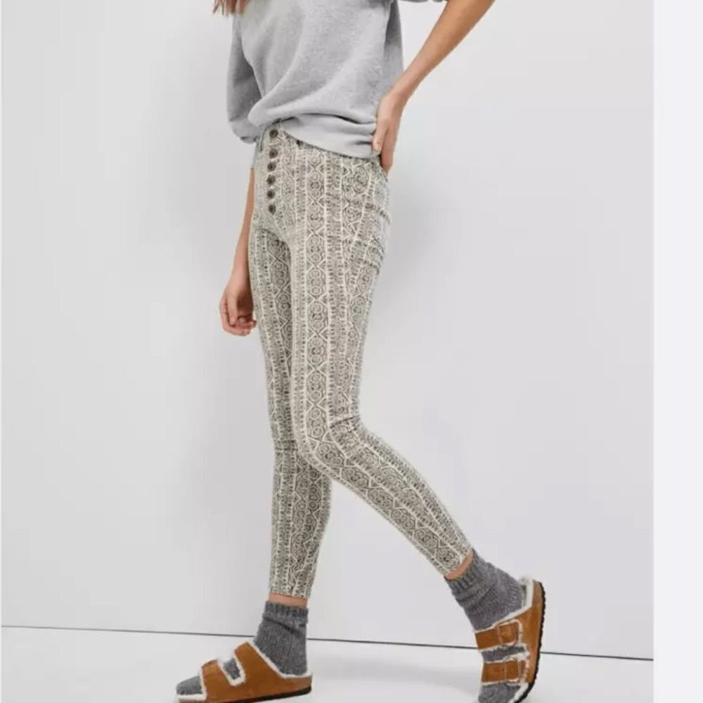Anthropologie Pilcro High Rise Button Fly Skinny Corduroy Pants Size 25